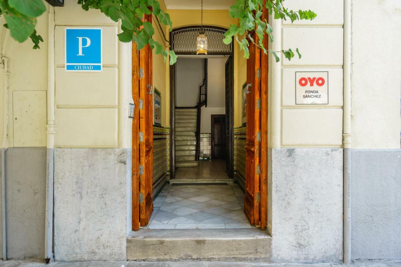 Hotel Oyo Fonda Sanchez Granada Exteriér fotografie
