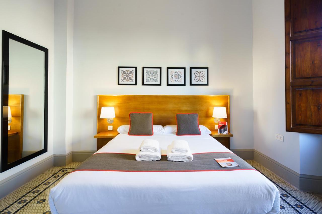 Hotel Oyo Fonda Sanchez Granada Exteriér fotografie