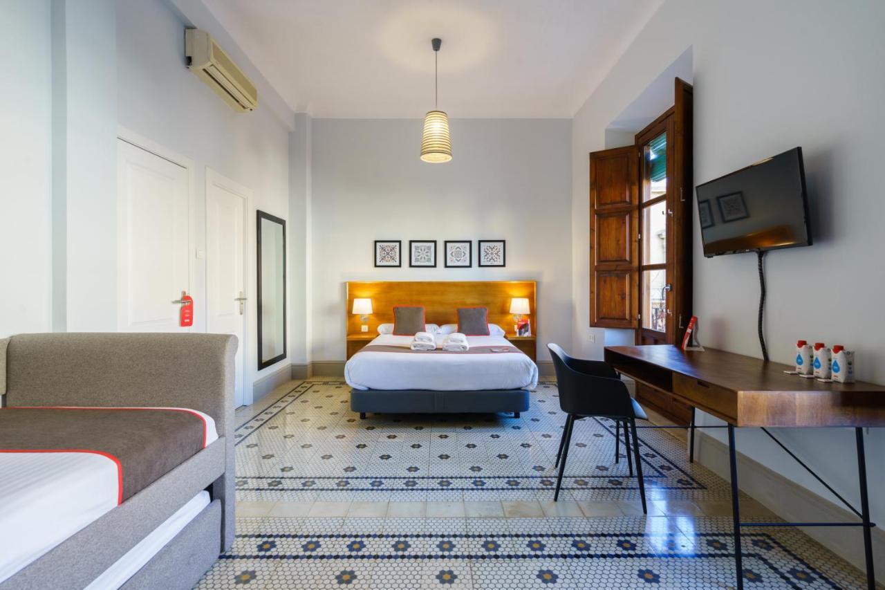 Hotel Oyo Fonda Sanchez Granada Exteriér fotografie